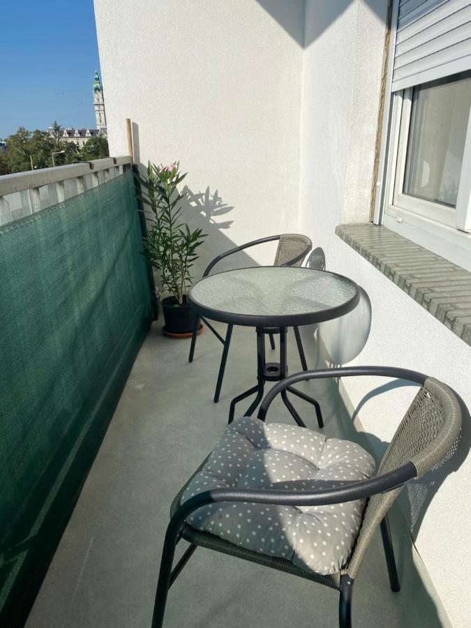 Katica Apartman Gyor Exterior photo